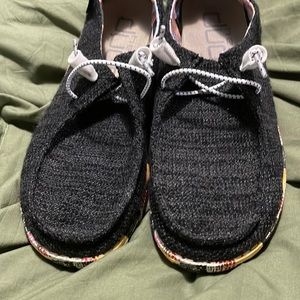 Hey dudes, size 7 Gray